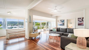 Classic Cottage On The Bay - Pet Friendly